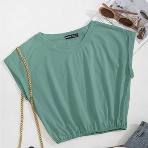 Shein NWOT Solid Batwing Sleeve Crop Tee